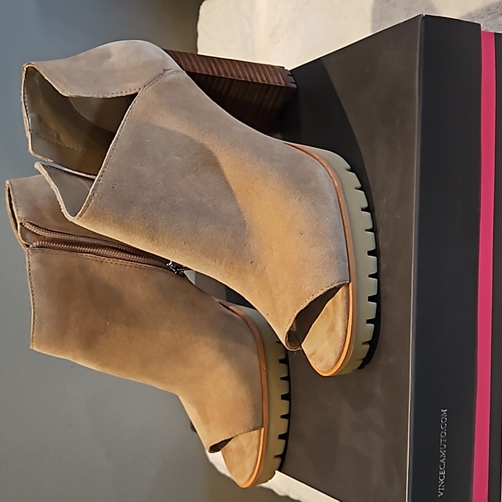 Platform sandals